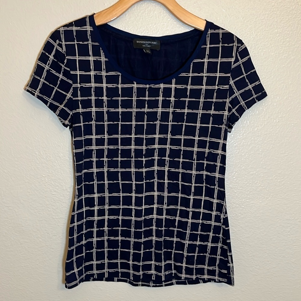 Banana Republic Navy Short Sleeve Shirt